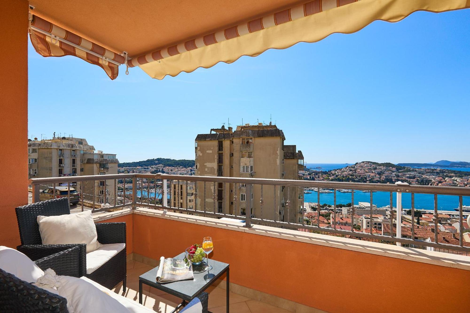 Apartment Sea View