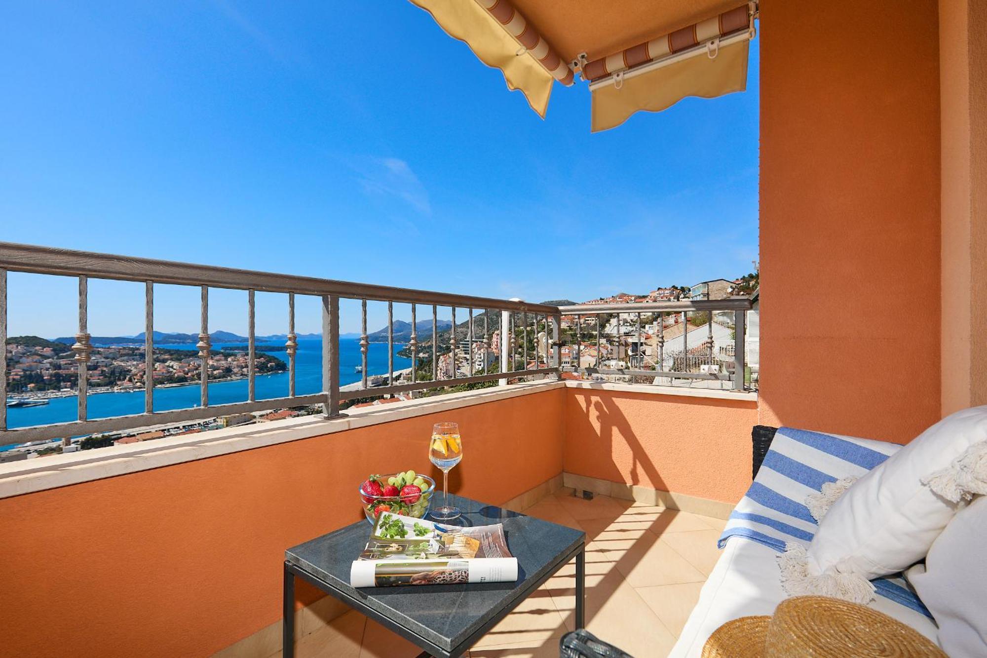 Apartment Sea View